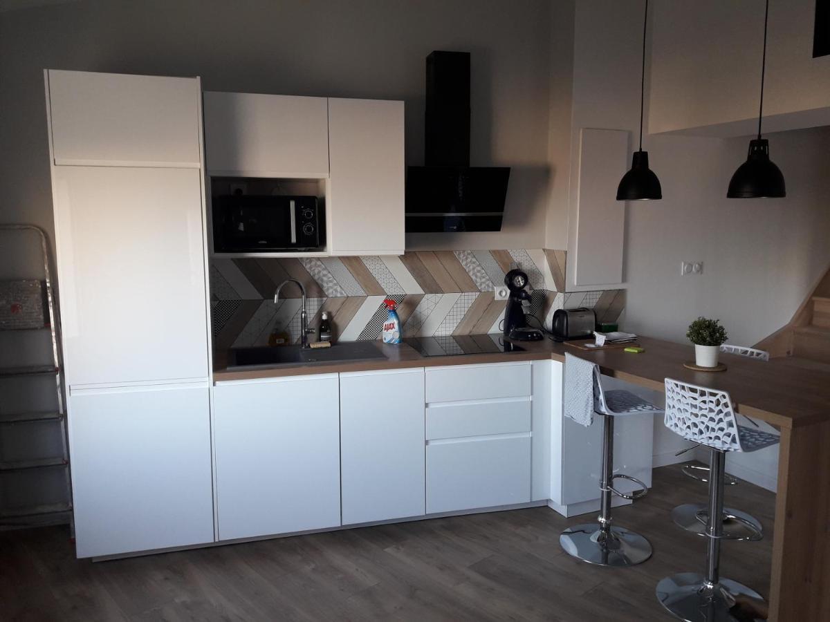 Spacieux Duplex, Vue Mer Et Belle Terrasse Hyères Exterior foto